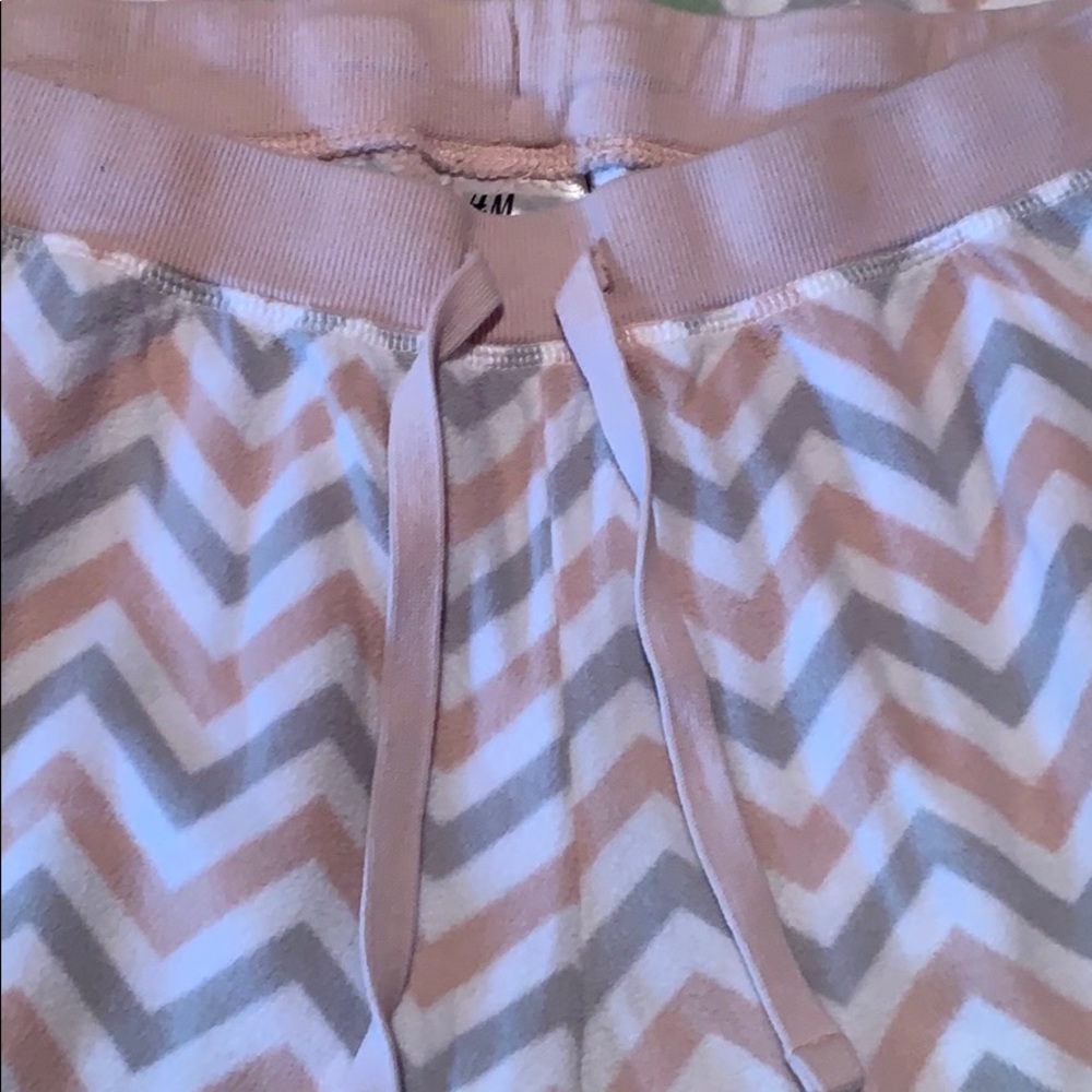 H & M pajama bottoms